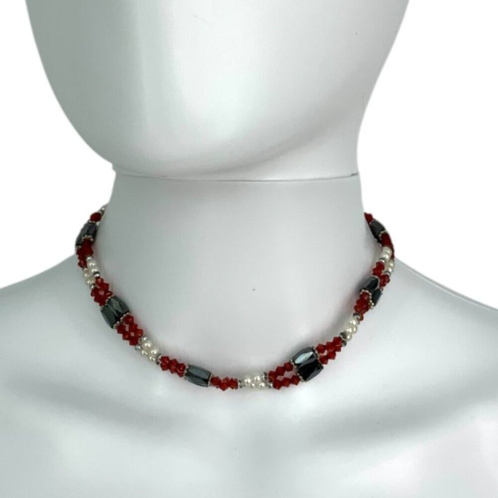 Vintage Magnetic Beaded Convertible Bracelet Necklace Black Red White